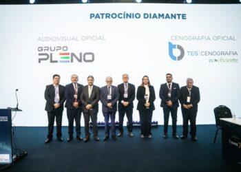 Autoridades prestigiam cerimônia de abertura do 4º Congresso Brasileiro de Medicina Geral da AMB