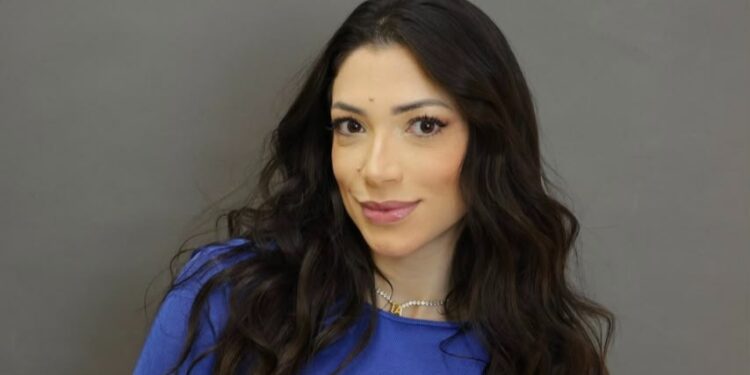 Imersão Exclusiva: Nutróloga Isabela Aroeira Lança Capacitação Avançada em Implantes Hormonais e Gestão de Consultório